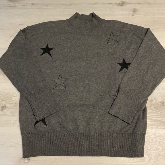 Gray Mock Neck Soft Knit  Sweater With Black Stars, estimated Size L - Picture 1 of 6